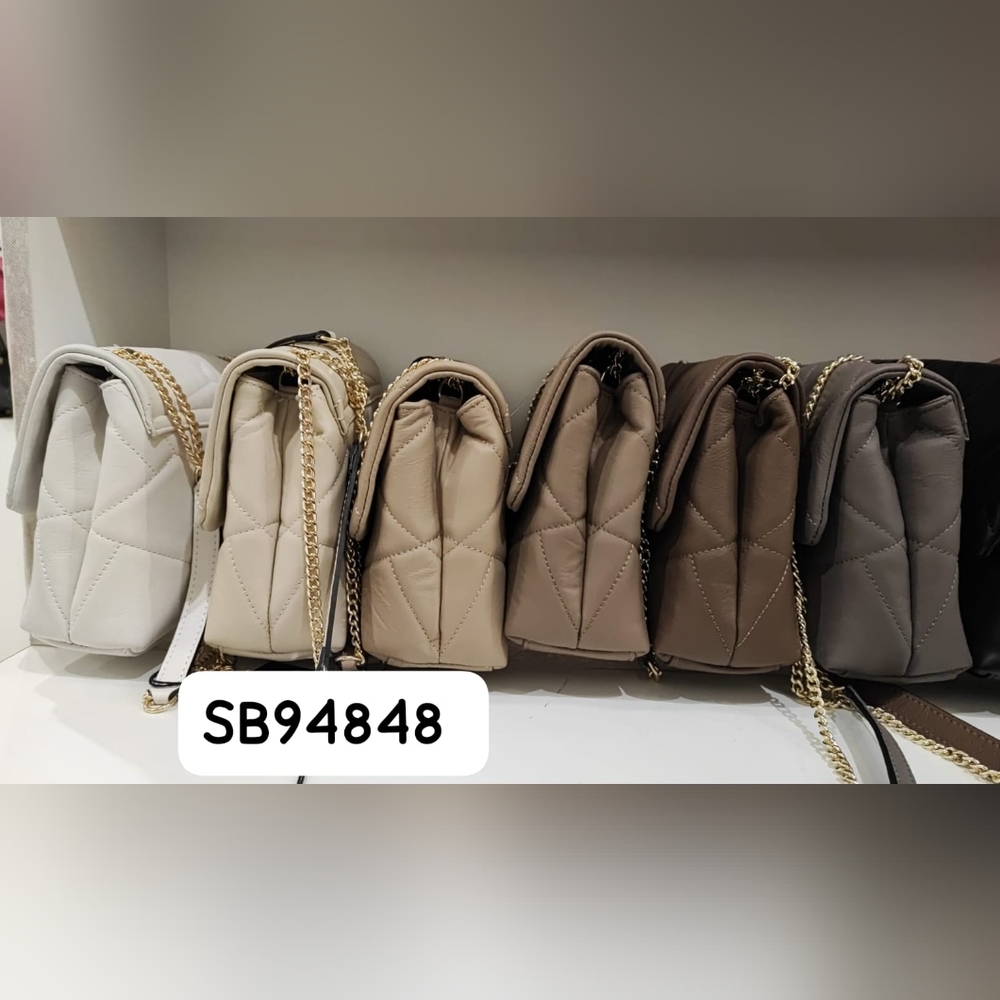 SB94848 Color availability catalog (18 colors)